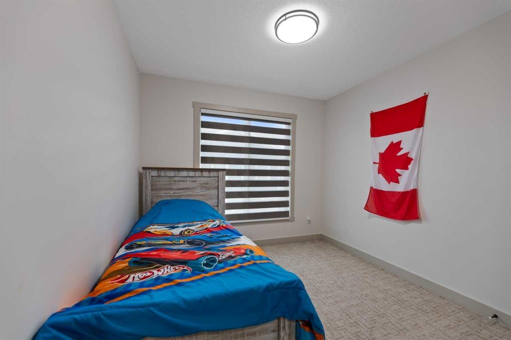 414 Corner Meadows Square Ne, Calgary, AB - Indoor Photo Showing Bedroom