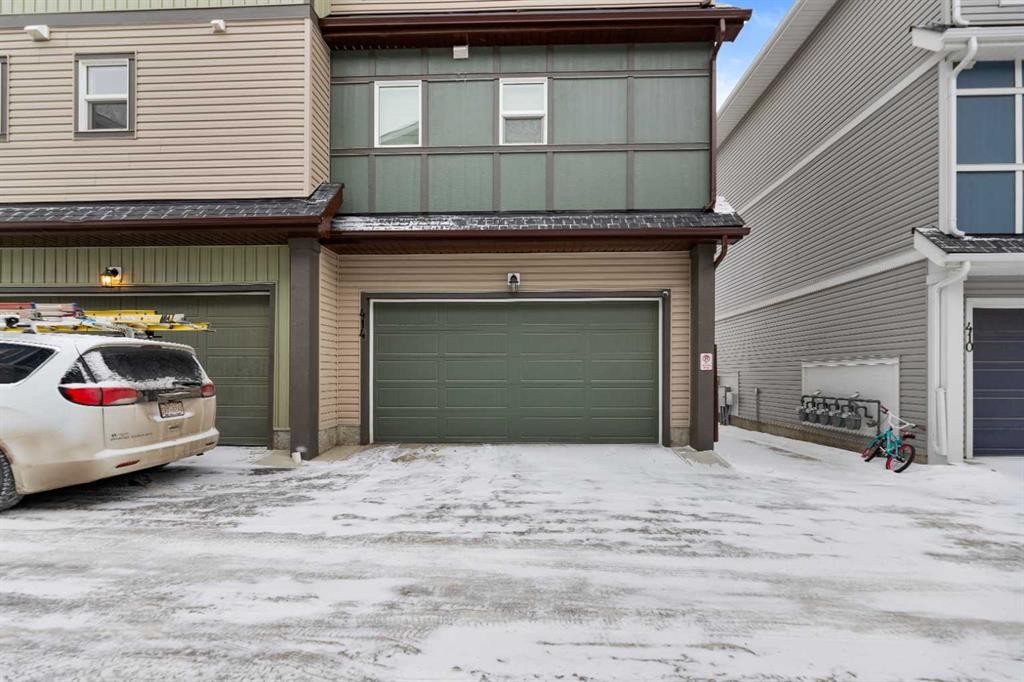 414 Corner Meadows Square Ne, Calgary, AB - Outdoor With Exterior