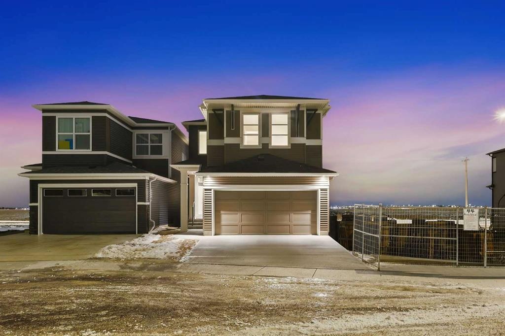 48 Herron Way Ne, Calgary, AB - Outdoor