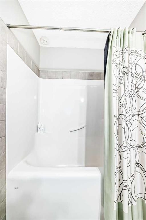 198 Brightonstone Bay Se, Calgary, AB - Indoor Photo Showing Other Room