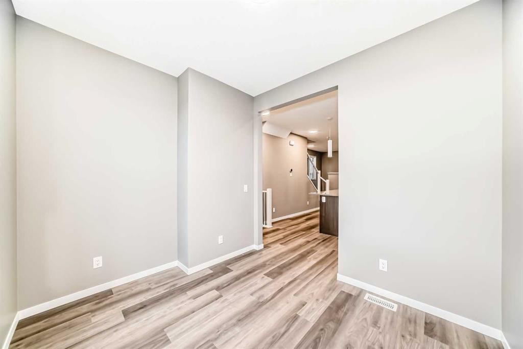 131 Sawgrass Gate Nw, Airdrie, AB - Indoor Photo Showing Other Room