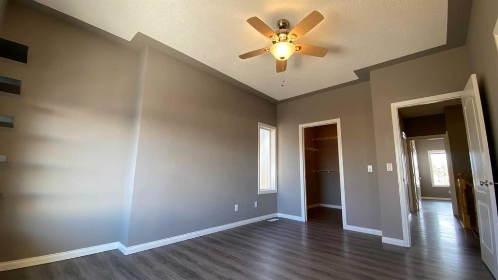 179 Sierra Morena Landing Sw, Calgary, AB - Indoor Photo Showing Other Room