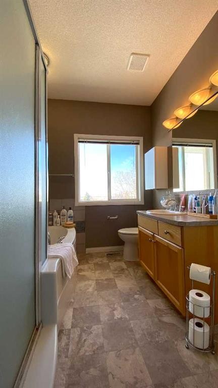 179 Sierra Morena Landing Sw, Calgary, AB - Indoor Photo Showing Bathroom