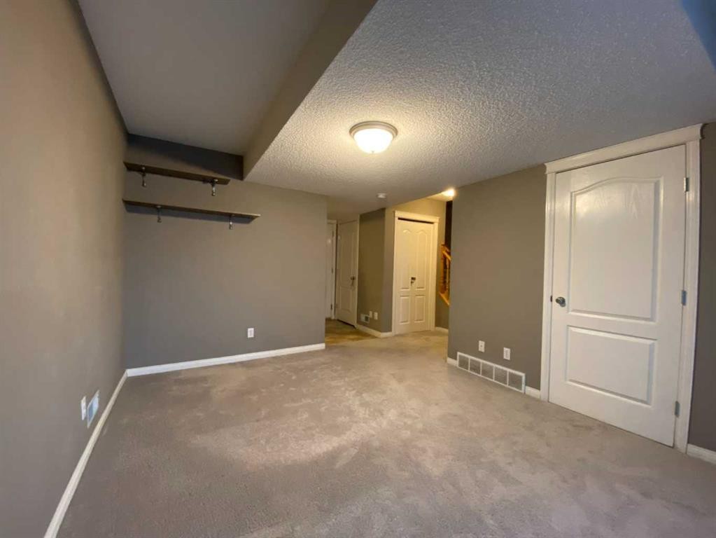 179 Sierra Morena Landing Sw, Calgary, AB - Indoor Photo Showing Other Room