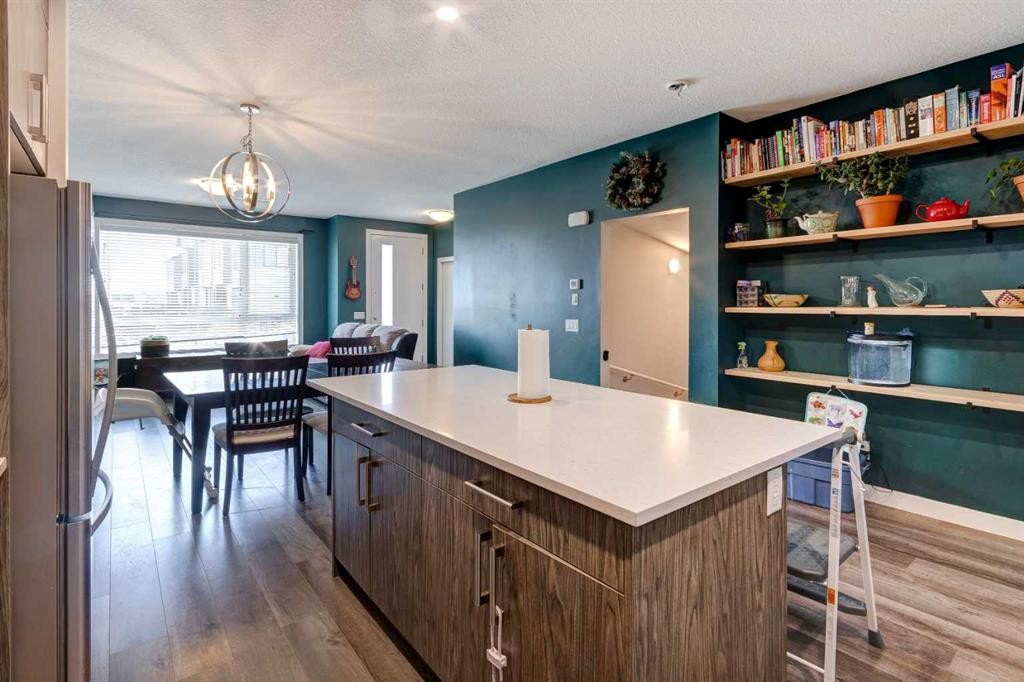 105 Redstone Crescent Ne, Calgary, AB - Indoor