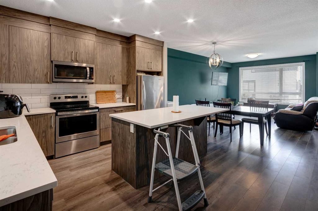 105 Redstone Crescent Ne, Calgary, AB - Indoor Photo Showing Kitchen With Upgraded Kitchen