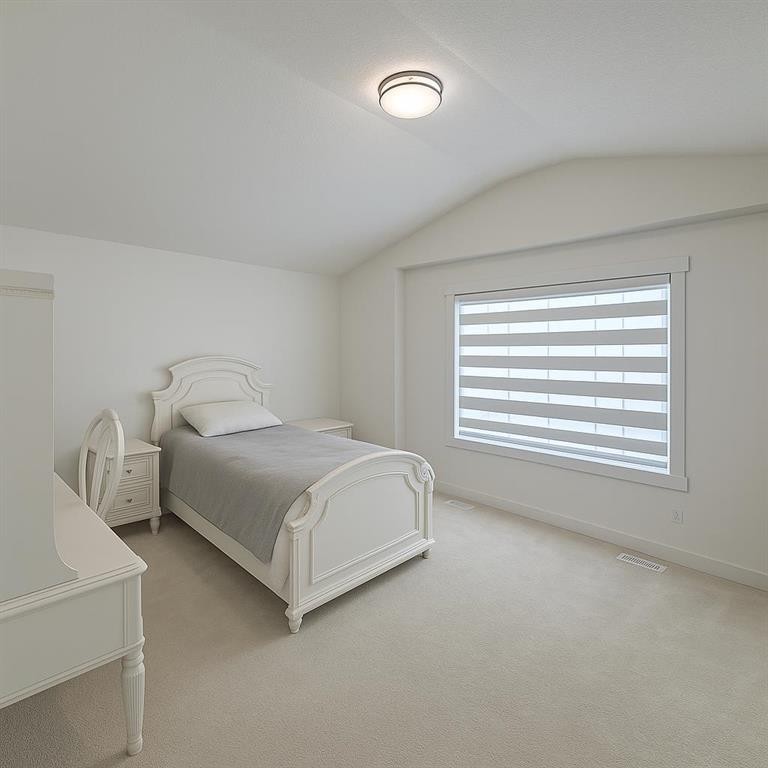 447 Tuscany Ridge Heights Nw, Calgary, AB - Indoor Photo Showing Bedroom
