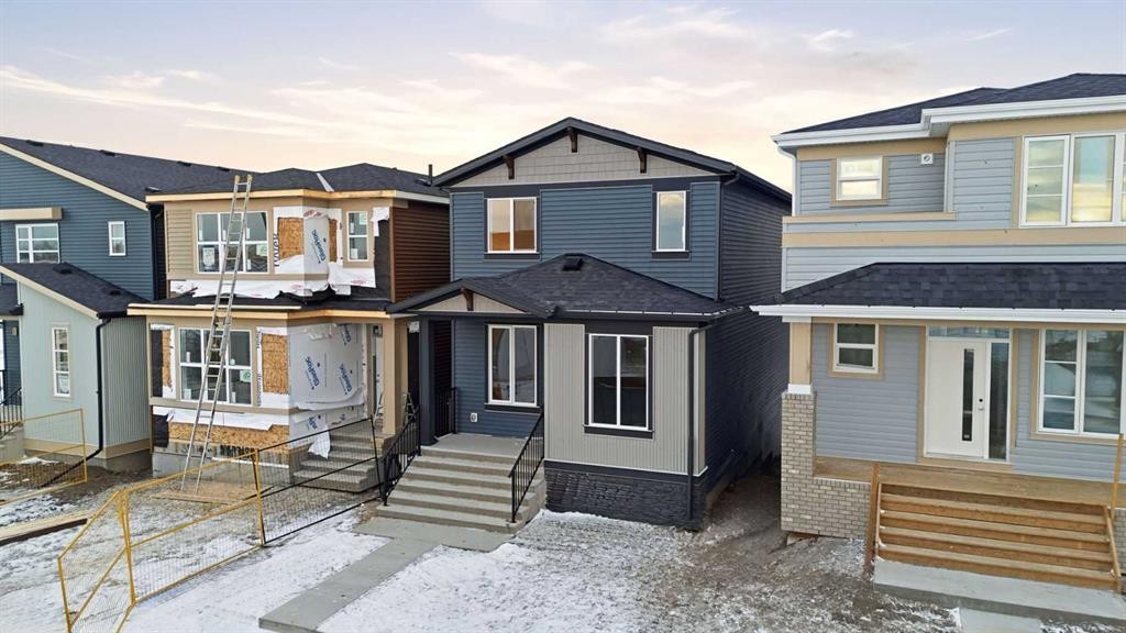 355 Herron Landing Ne, Calgary, AB - Outdoor With Facade