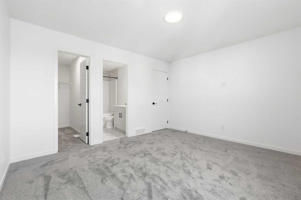 355 Herron Landing Ne, Calgary, AB - Indoor Photo Showing Other Room