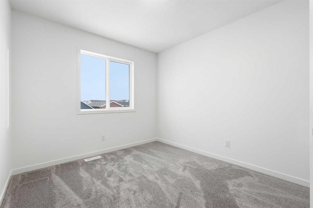 355 Herron Landing Ne, Calgary, AB - Indoor Photo Showing Other Room