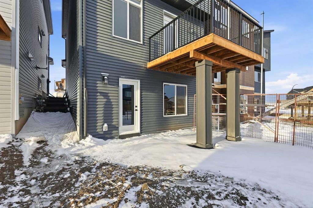 355 Herron Landing Ne, Calgary, AB - Outdoor