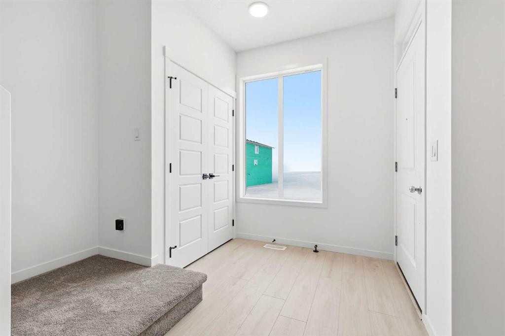 355 Herron Landing Ne, Calgary, AB - Indoor Photo Showing Other Room