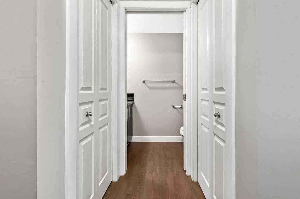 1305-2445 Kingsland Road Se, Airdrie, AB - Indoor Photo Showing Other Room