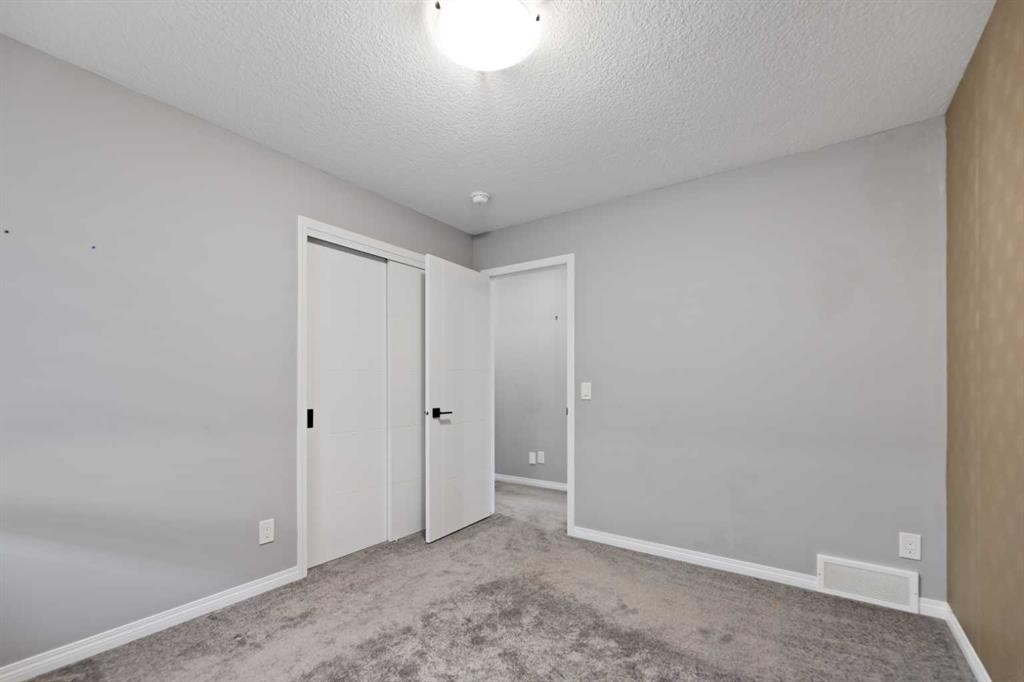 138 Cityside Way Ne, Calgary, AB - Indoor Photo Showing Other Room