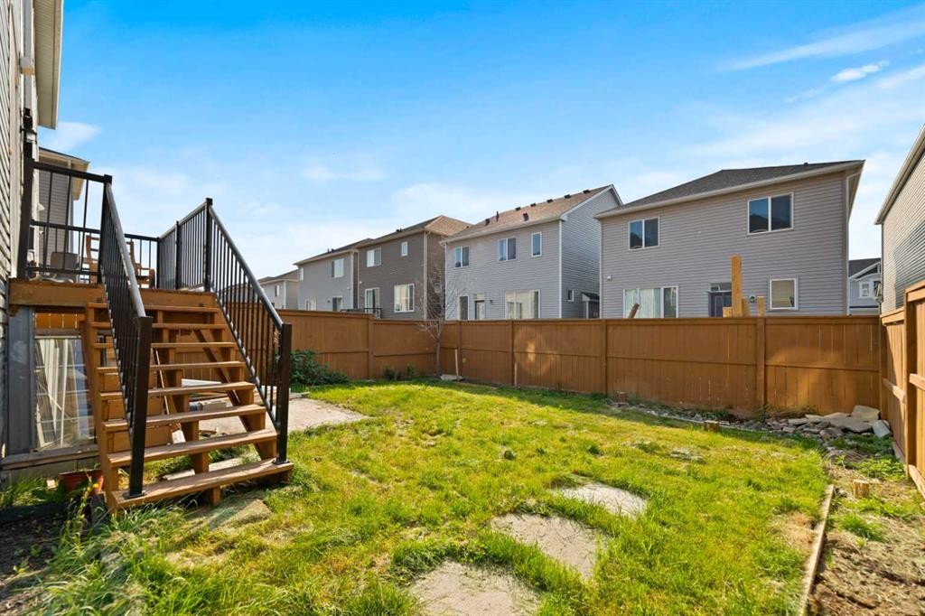 138 Cityside Way Ne, Calgary, AB - Outdoor