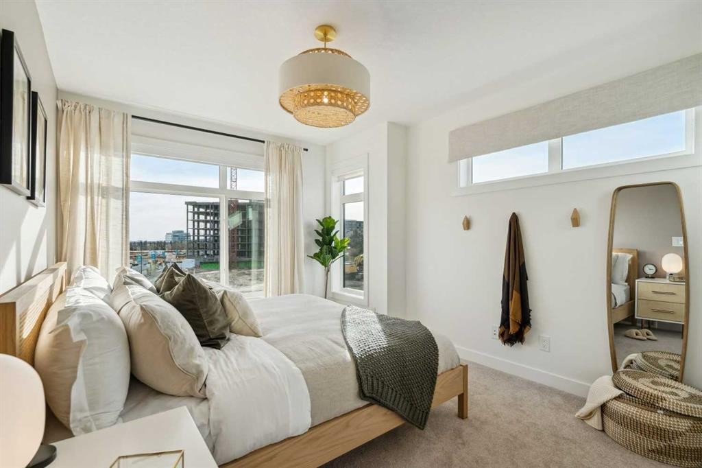 171 Dieppe Drive Sw, Calgary, AB - Indoor Photo Showing Bedroom