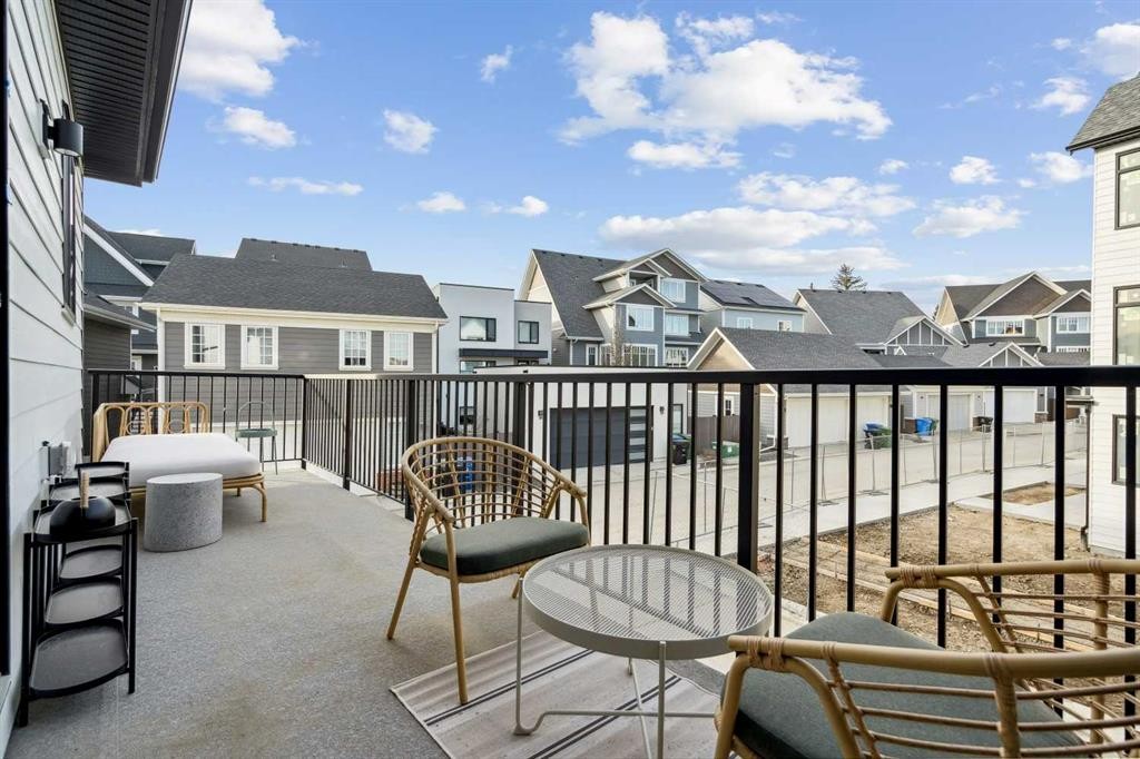 171 Dieppe Drive Sw, Calgary, AB - Outdoor With Deck Patio Veranda With Exterior