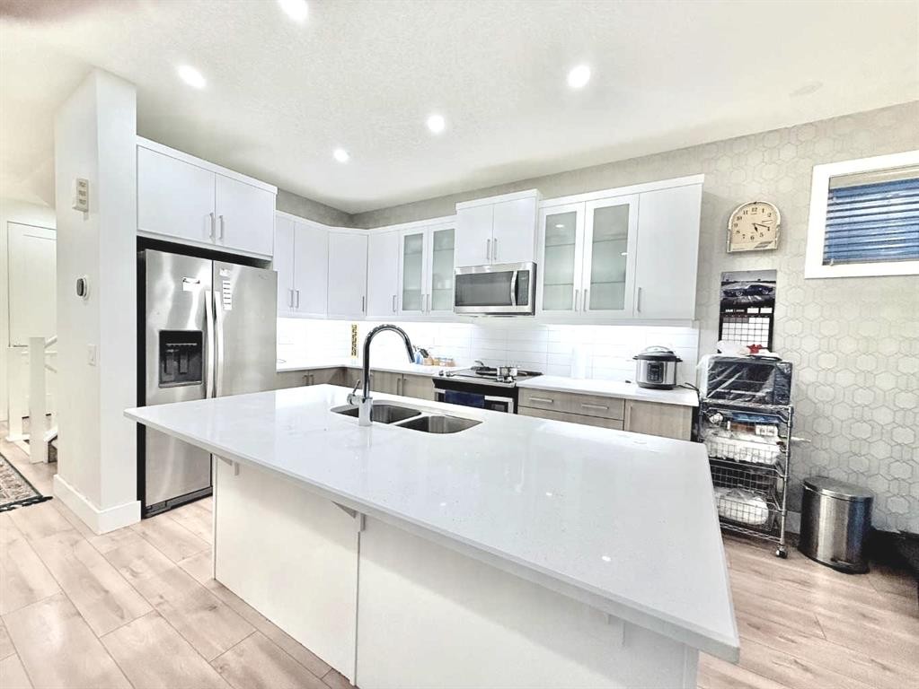 148 Carrington Circle Nw, Calgary, AB - Indoor Photo Showing Kitchen With Stainless Steel Kitchen With Double Sink With Upgraded Kitchen