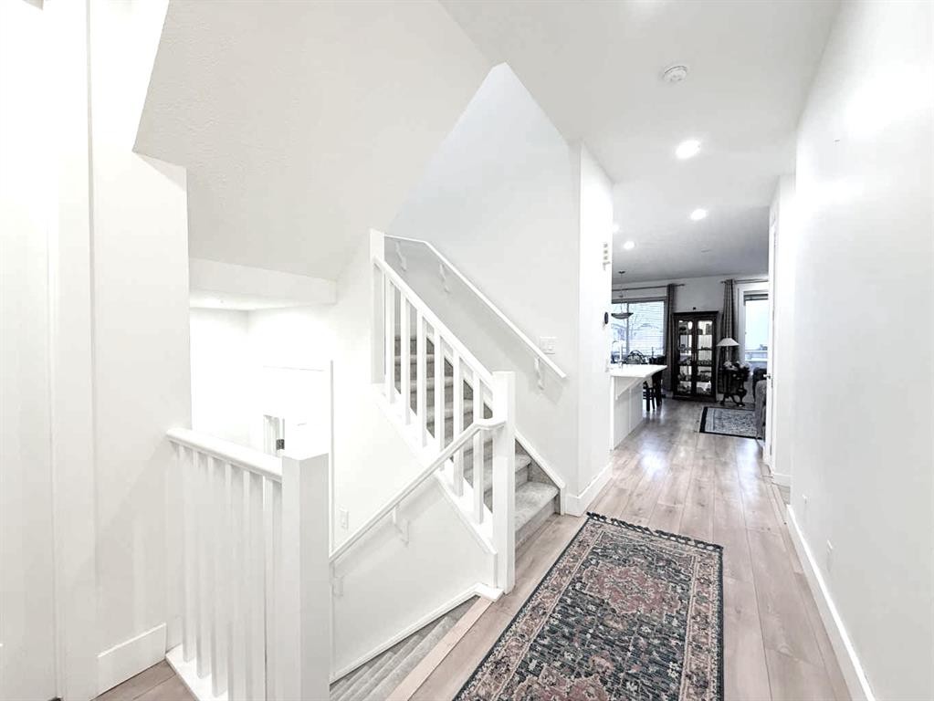 148 Carrington Circle Nw, Calgary, AB - Indoor Photo Showing Other Room