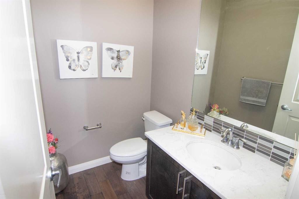 134 Redstone Park Ne, Calgary, AB - Indoor Photo Showing Bathroom
