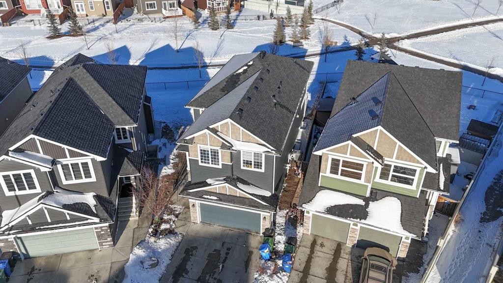 134 Redstone Park Ne, Calgary, AB - Outdoor