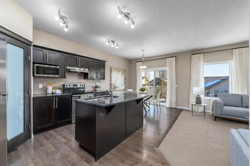 194 Kincora Glen Rise Nw, Calgary, AB - Indoor Photo Showing Kitchen With Double Sink With Upgraded Kitchen