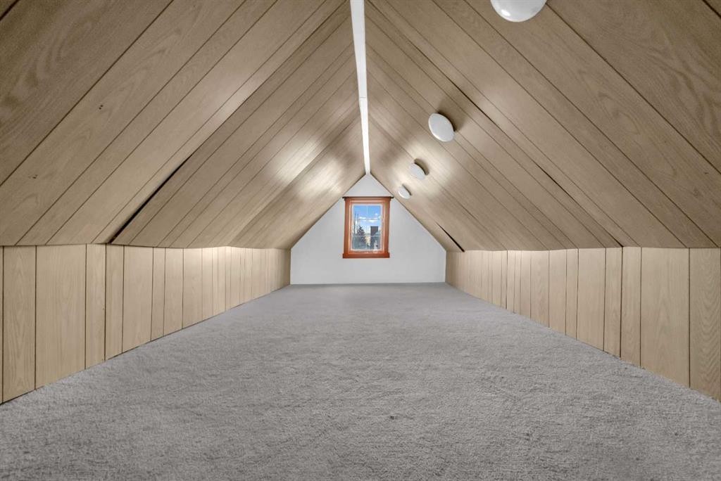 1022 18 Avenue, Calgary, AB - Photo Showing Other Room