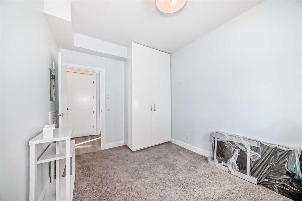 304-1521 26 Avenue Sw, Calgary, AB - Indoor Photo Showing Other Room