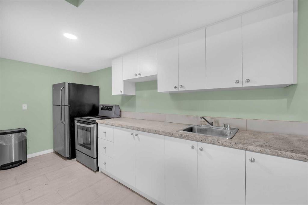 48 Martin Crossing Court Ne, Calgary, AB - Indoor Photo Showing Kitchen