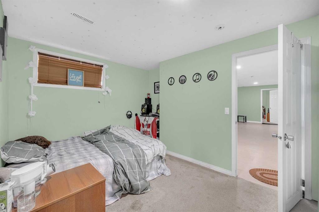 48 Martin Crossing Court Ne, Calgary, AB - Indoor Photo Showing Bedroom