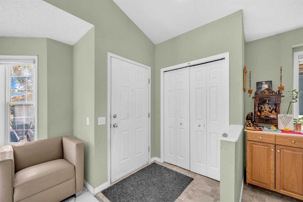 48 Martin Crossing Court Ne, Calgary, AB - Indoor