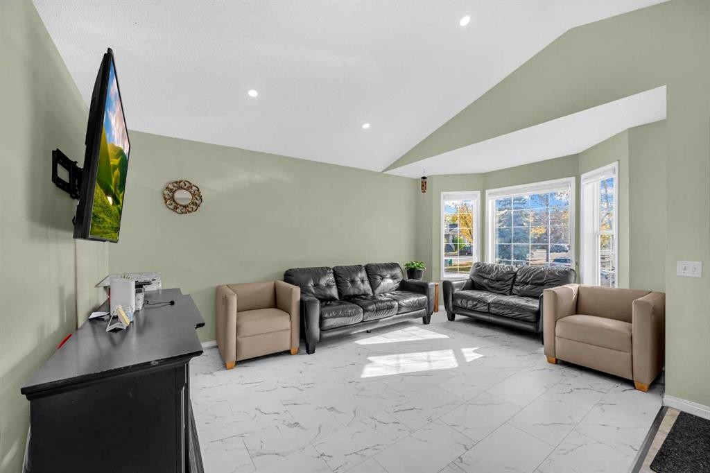 48 Martin Crossing Court Ne, Calgary, AB - Indoor Photo Showing Living Room