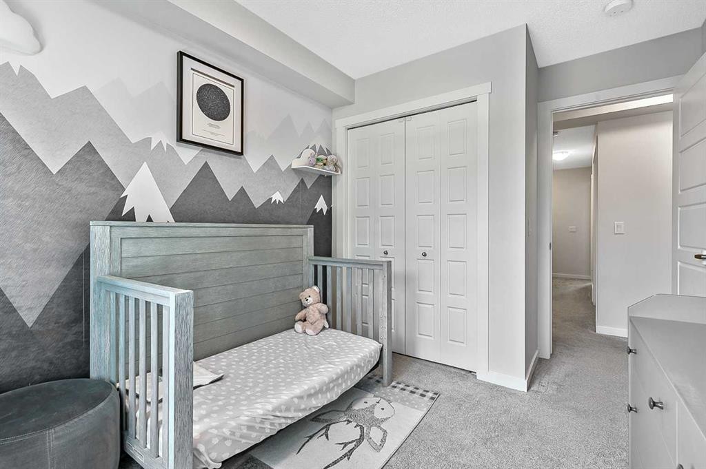 130 Cranbrook Square Se, Calgary, AB - Indoor