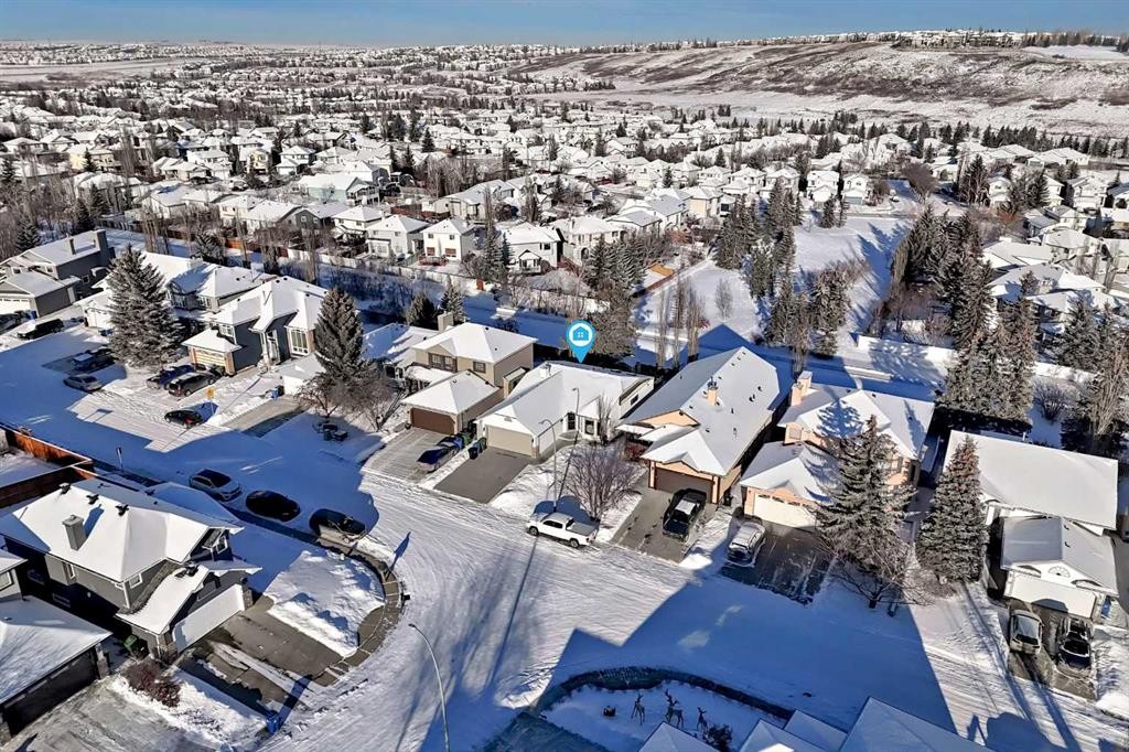 52 Hidden Vale Crescent Nw, Calgary, AB - Outdoor With View