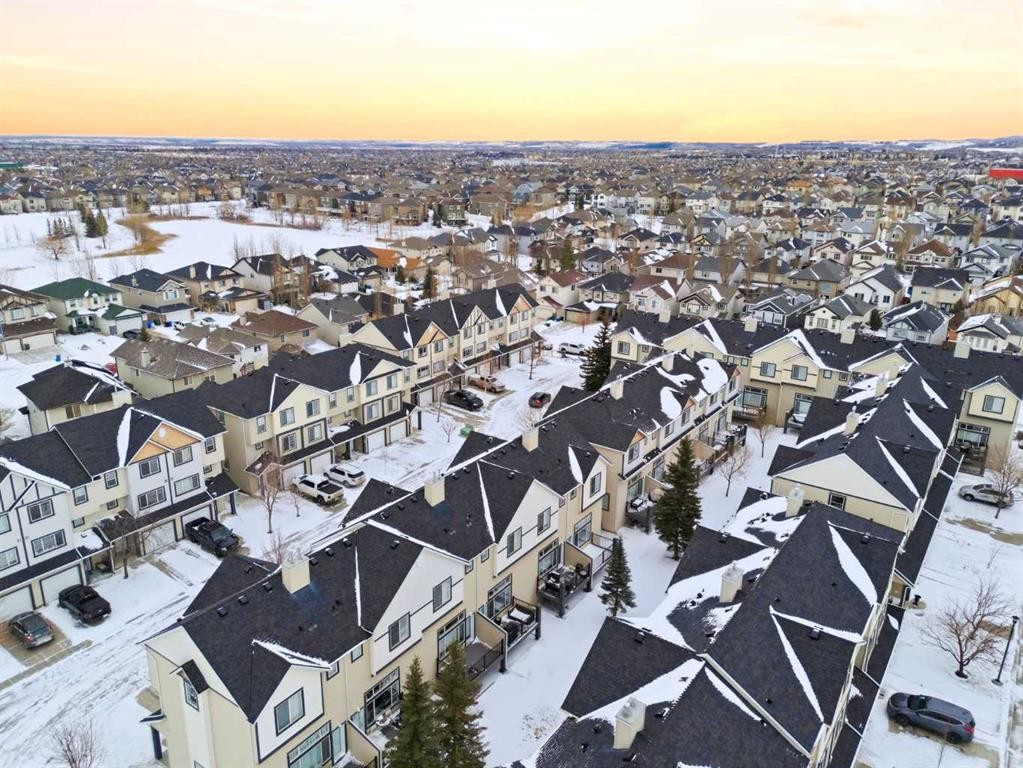 166 Everhollow Heights Sw, Calgary, AB - Outdoor With View