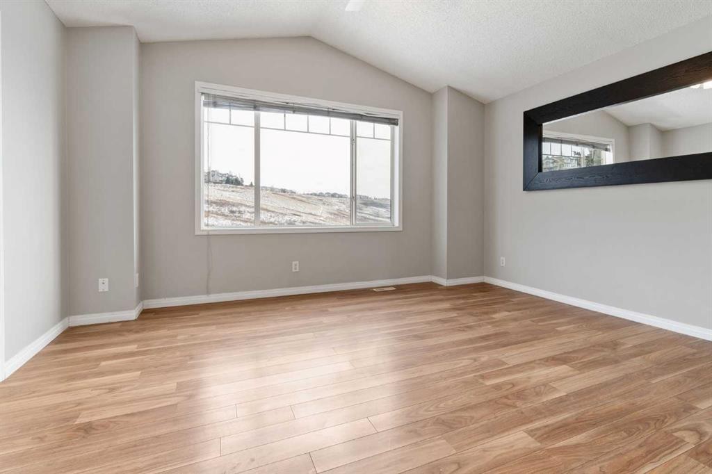 157 Hidden Creek Gardens Nw, Calgary, AB - Indoor Photo Showing Other Room