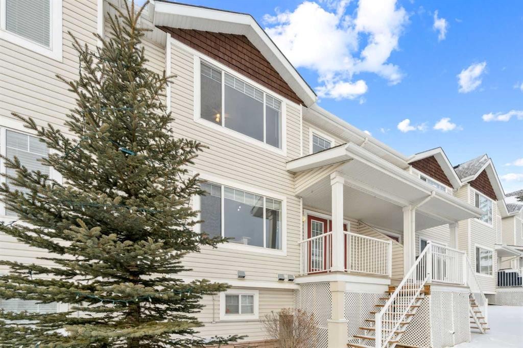 157 Hidden Creek Gardens Nw, Calgary, AB - Outdoor