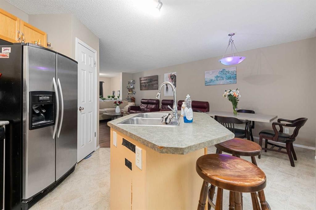 205 Mckenzie Towne Gate Se, Calgary, AB - Indoor Photo Showing Other Room
