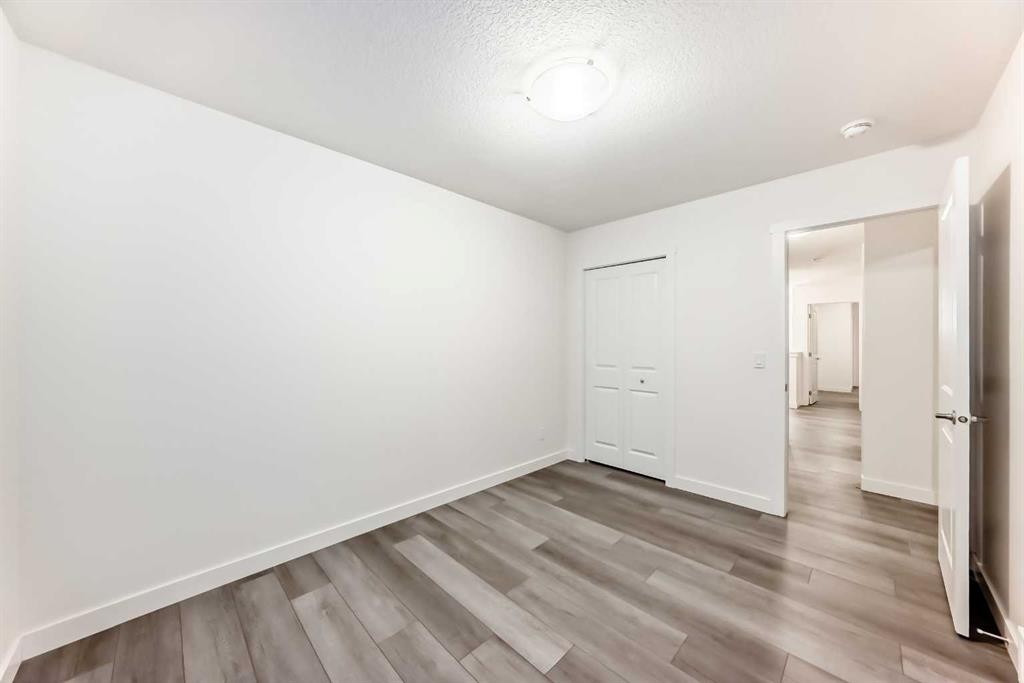 1449 Bayview Point Sw, Airdrie, AB - Indoor Photo Showing Other Room