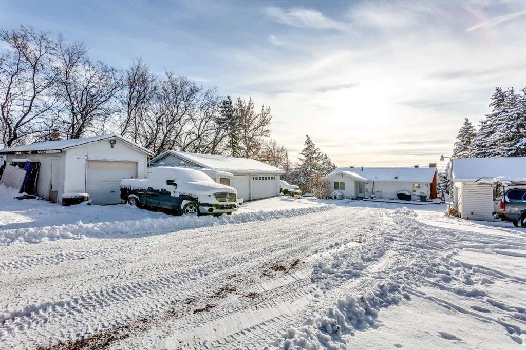 6003 Baroc Road Nw, Calgary, AB - Outdoor