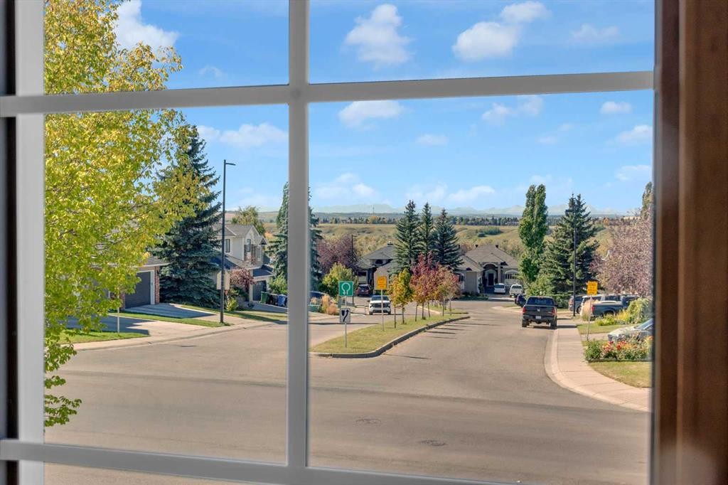 271 Mountain Park Drive Se, Calgary, AB - With View