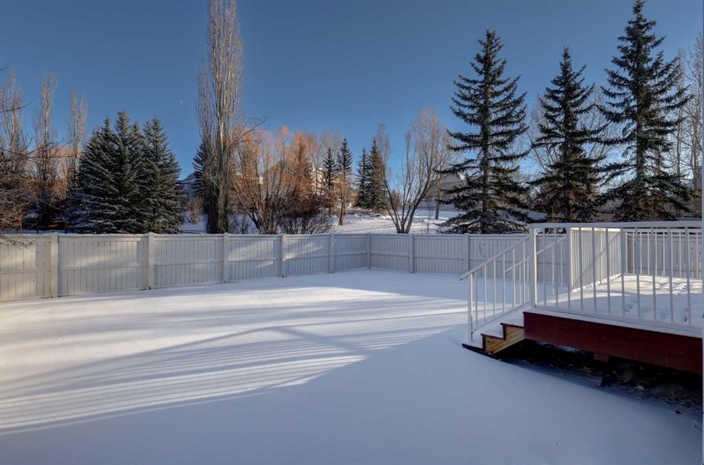 271 Mountain Park Drive Se, Calgary, AB - Outdoor