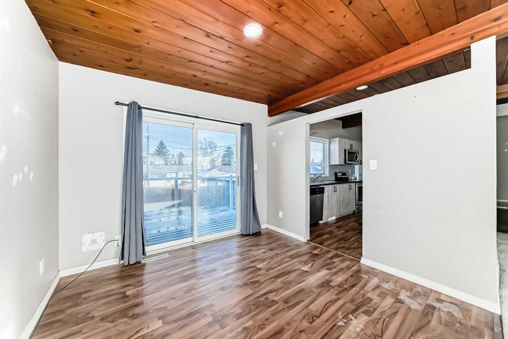 724 Millar Road Ne, Calgary, AB - Indoor Photo Showing Other Room