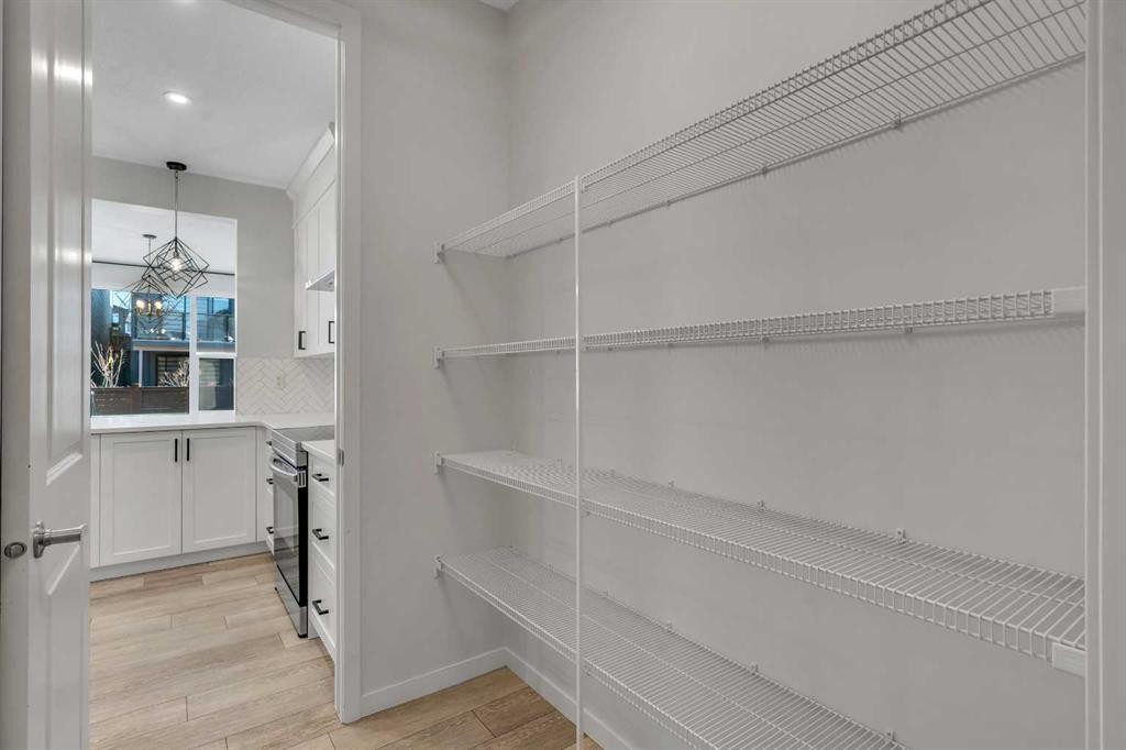 20 Rowley Common Nw, Calgary, AB - Indoor With Storage