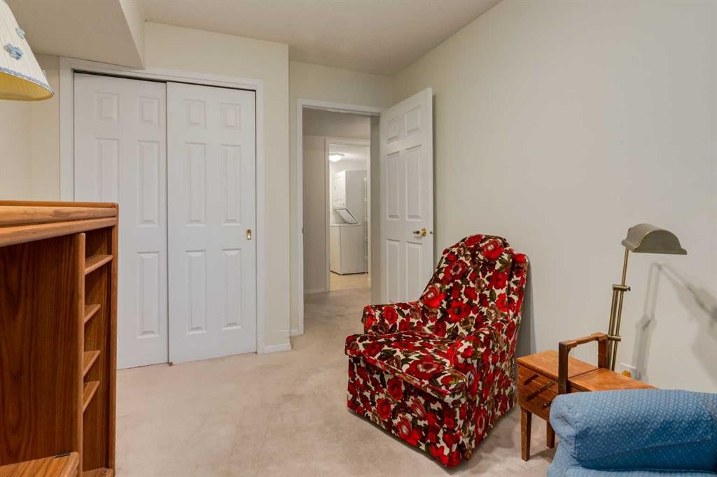 3204-3204 Sienna Park Green Sw, Calgary, AB - Indoor