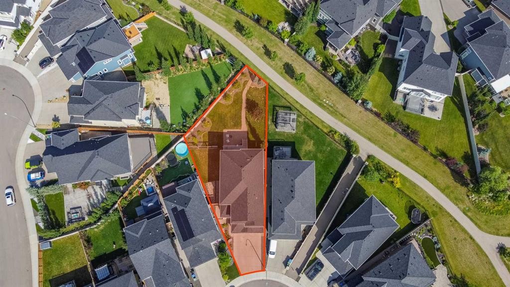 33 Silverado Crest Bay Sw, Calgary, AB - With View