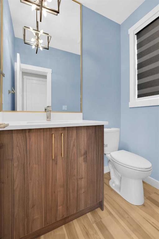 216 99 Avenue Se, Calgary, AB - Indoor Photo Showing Bathroom
