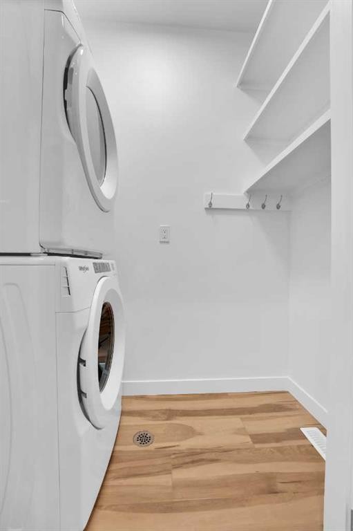 216 99 Avenue Se, Calgary, AB - Indoor Photo Showing Laundry Room