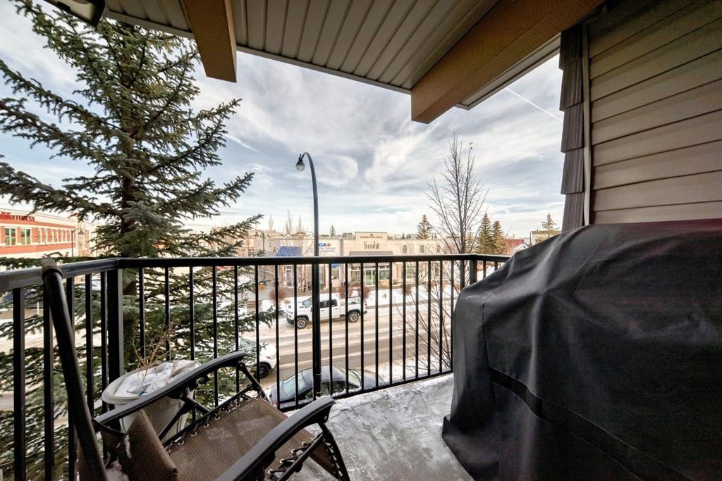 10-21 Mckenzie Towne Gate Se, Calgary, AB - Outdoor With Exterior