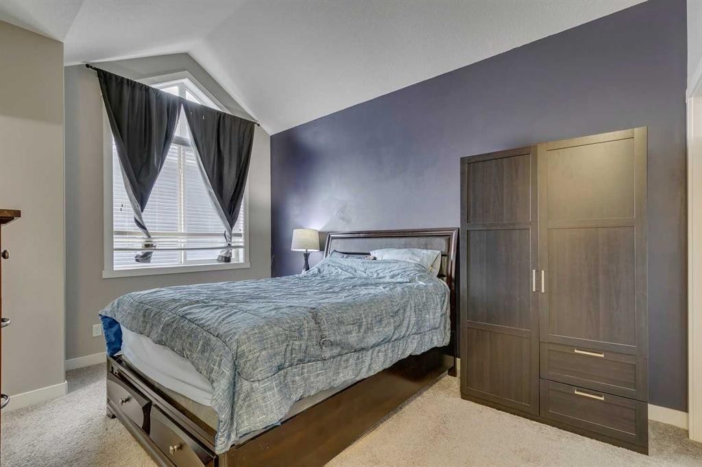 659 Evanston Manor Nw, Calgary, AB - Indoor Photo Showing Bedroom
